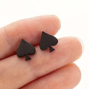 NEW Dainty Spade stud Earrings Black color - Boutique